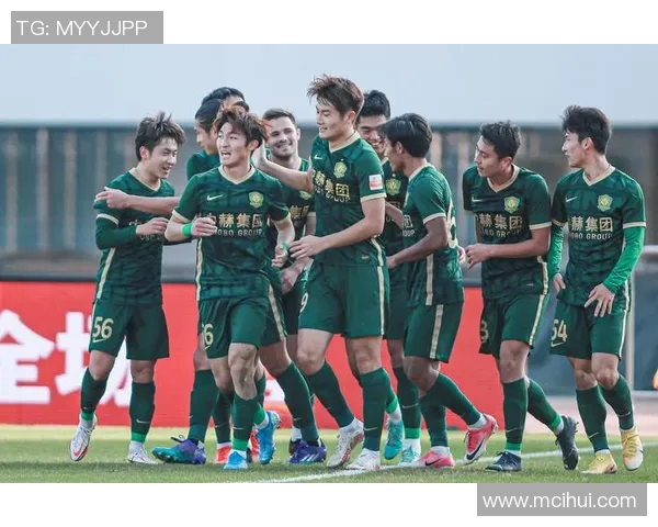 中国U21青年队迎战阿联酋队力争在友谊赛中展现实力与风采