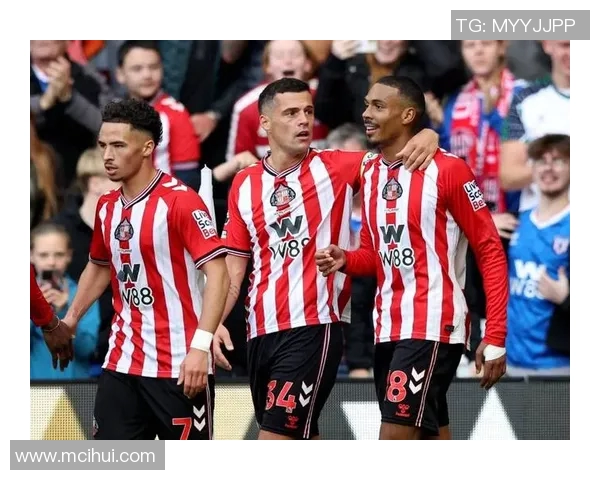 尼姆与曼城历史交锋回顾及战绩分析探讨