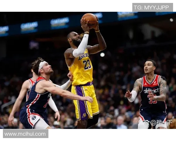 2017年12月15日骑士与湖人激战回顾球星表现与赛况分析