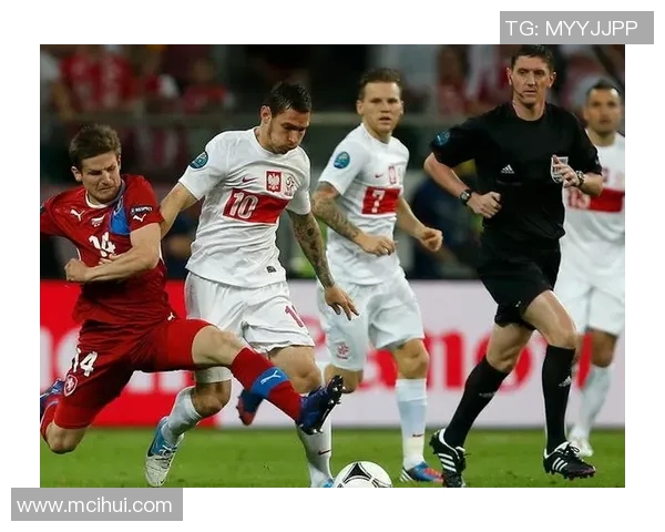 波兰与捷克精彩对决比赛视频回顾及精彩瞬间分析