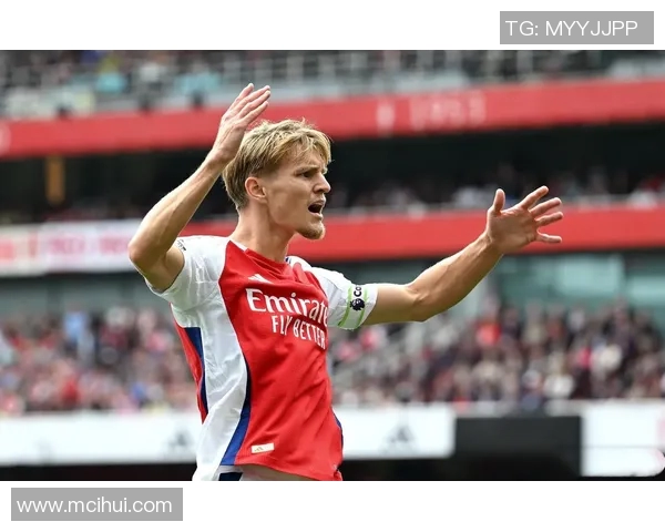 马丁内利的崛起之路：从青涩小将到足坛新星的成长历程