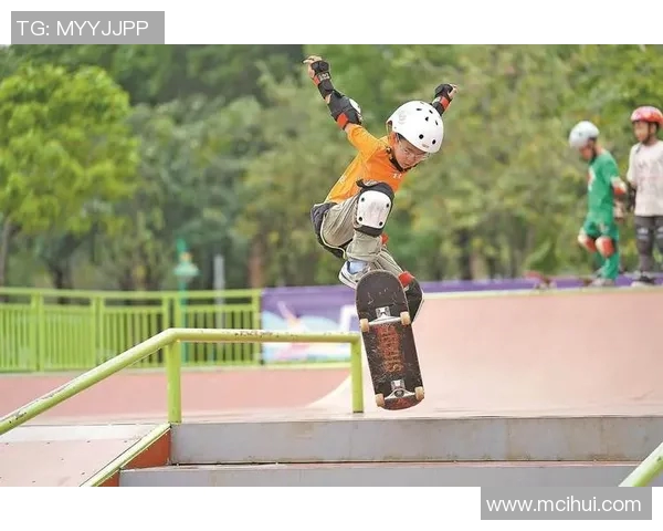 成都滑板队战术解析：灵活转换打法提升竞技水平与团队协作能力